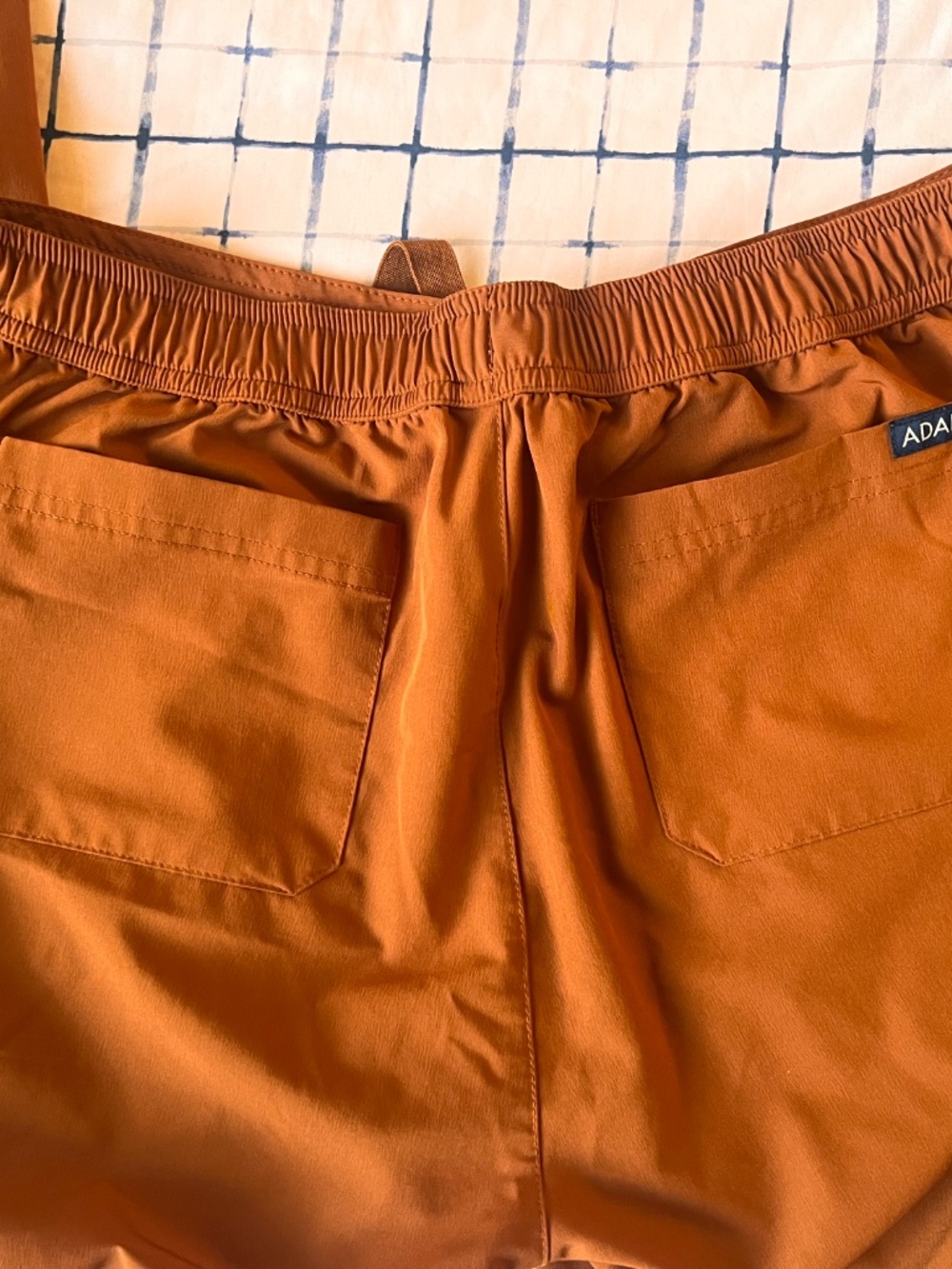 Adar Addition Scrub set - Picture 8 of 10